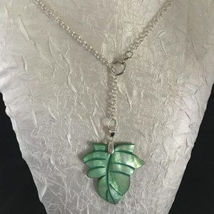 Green Leaf Silver Chain Lariat Necklace NWT